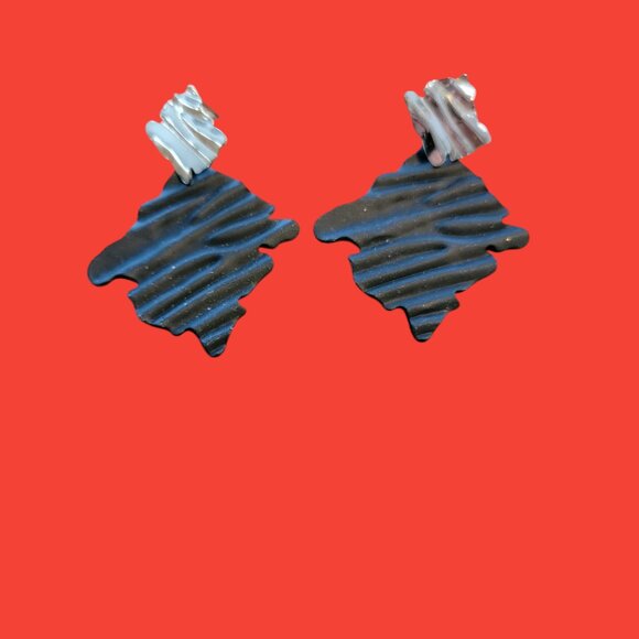 Geometric Gold and Black Post Stud Earrings - Picture 1 of 8